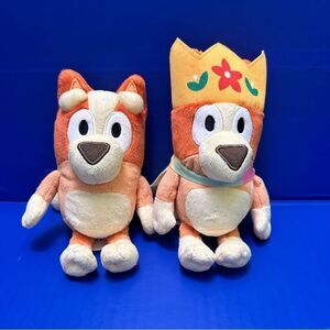 Bluey Friends plush Bingo and Royal Queen toys